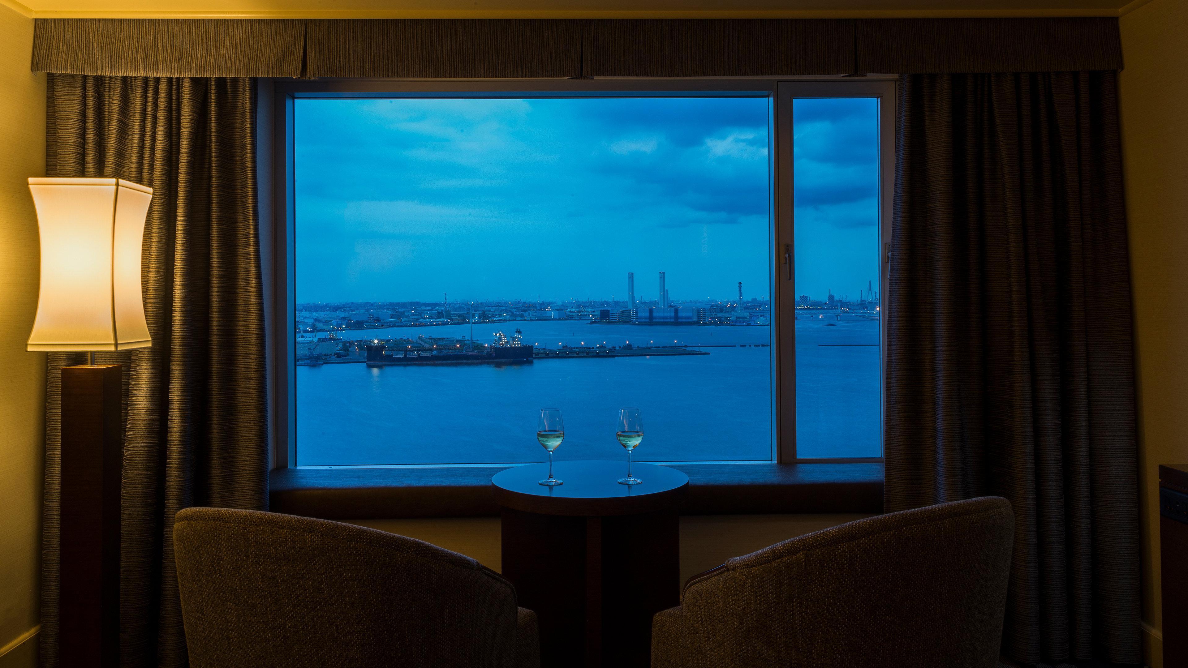 Hotel Intercontinental Yokohama Grand By Ihg Exterior foto View from a room at the hotel