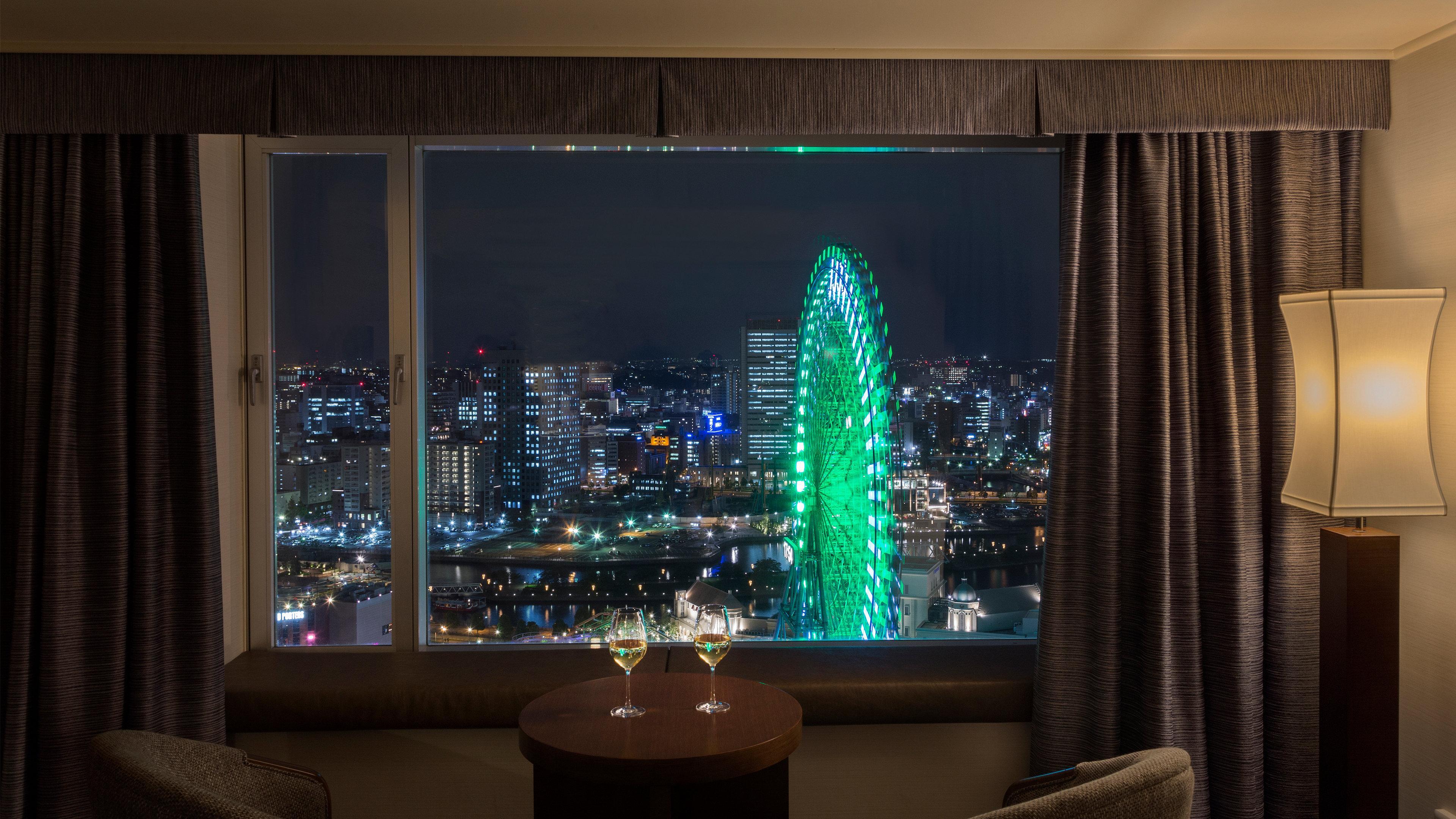Hotel Intercontinental Yokohama Grand By Ihg Exterior foto View from a suite