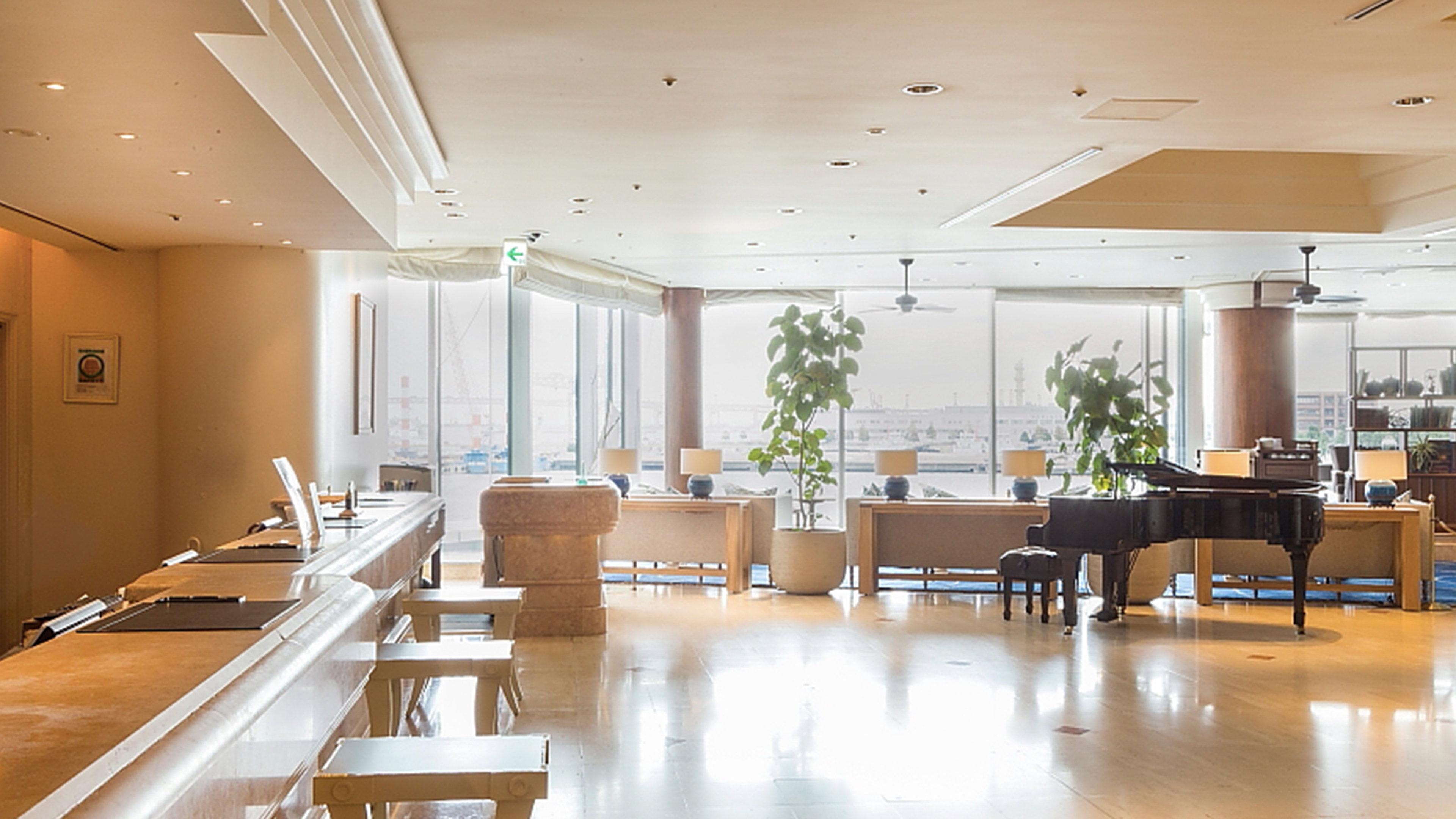 Hotel Intercontinental Yokohama Grand By Ihg Exterior foto The lounge at the airport
