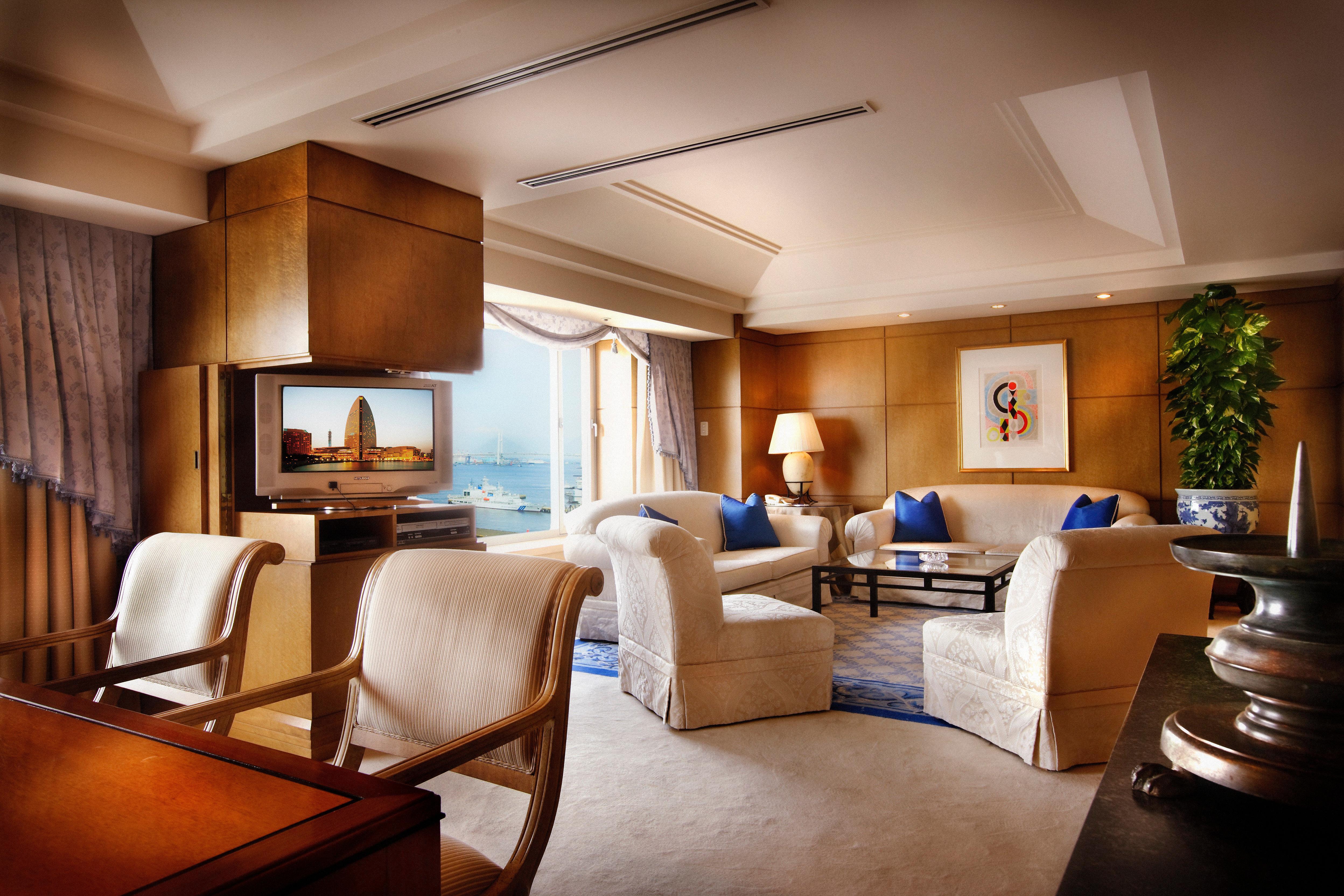 Hotel Intercontinental Yokohama Grand By Ihg Exterior foto A suite at The Peninsula