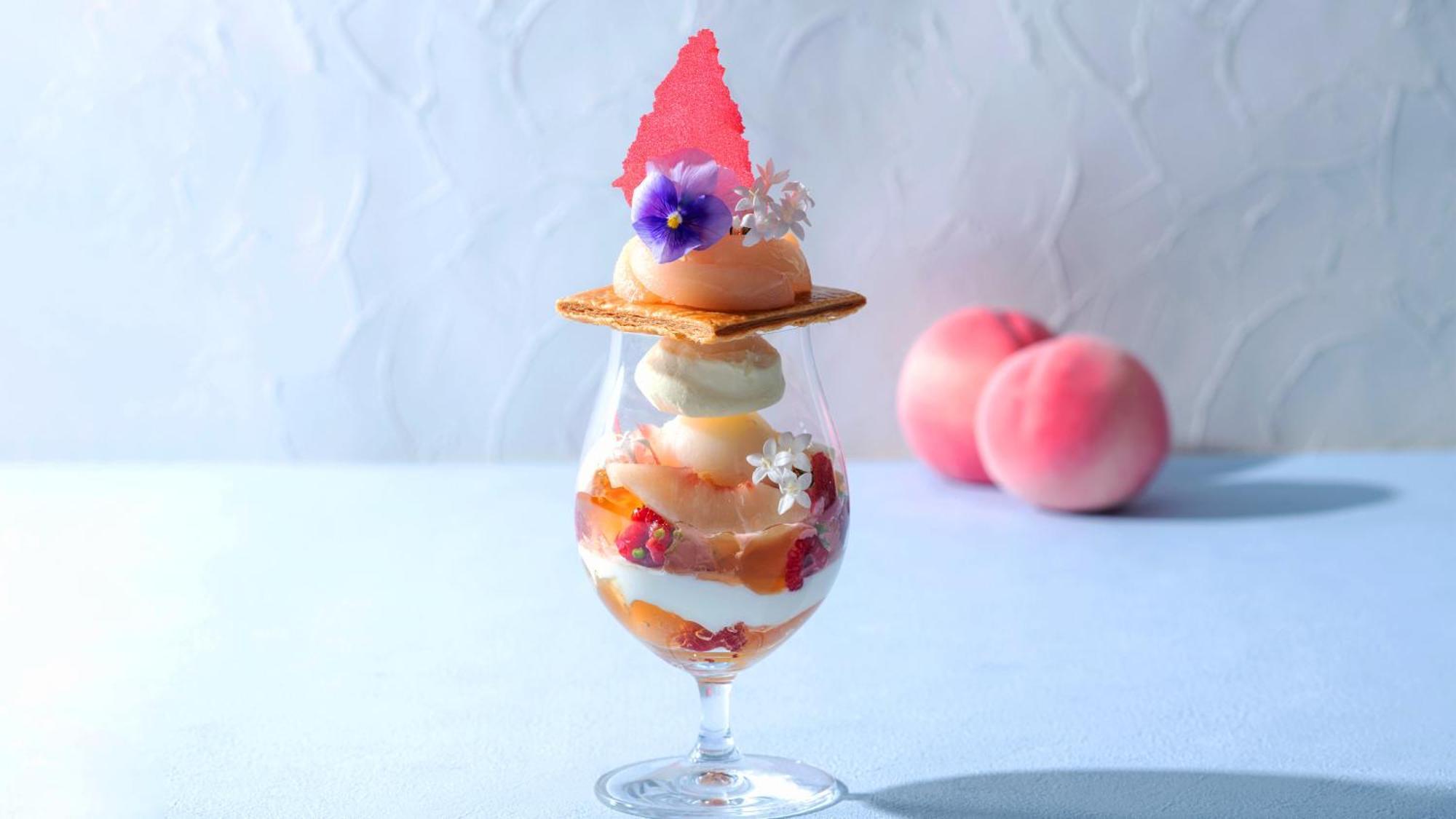 Hotel Intercontinental Yokohama Grand By Ihg Exterior foto A white peach parfait