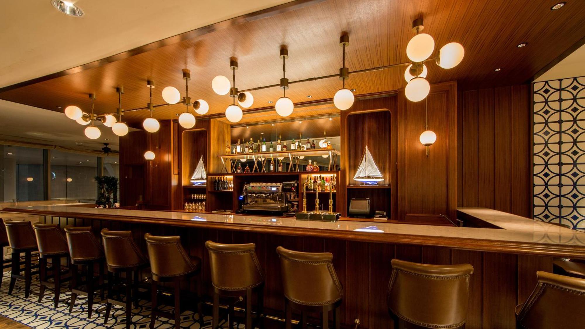 Hotel Intercontinental Yokohama Grand By Ihg Exterior foto The bar at the Standard East Village